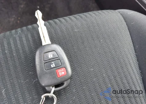 2018 Toyota Rav4 Le z USA, uszkodzony, nr VIN JTMBFREV7JJ211191